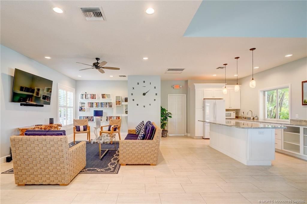 5799 NE Island Cove Way, Unit 1104, Stuart, FL 34996 Photo
