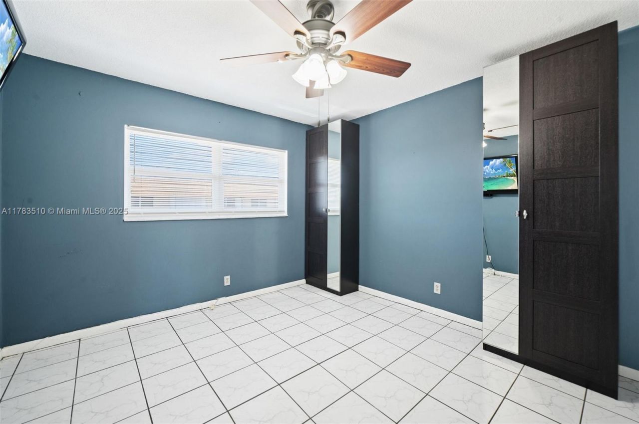 5300 Washington St, Unit G323, Hollywood, FL 33021 Photo