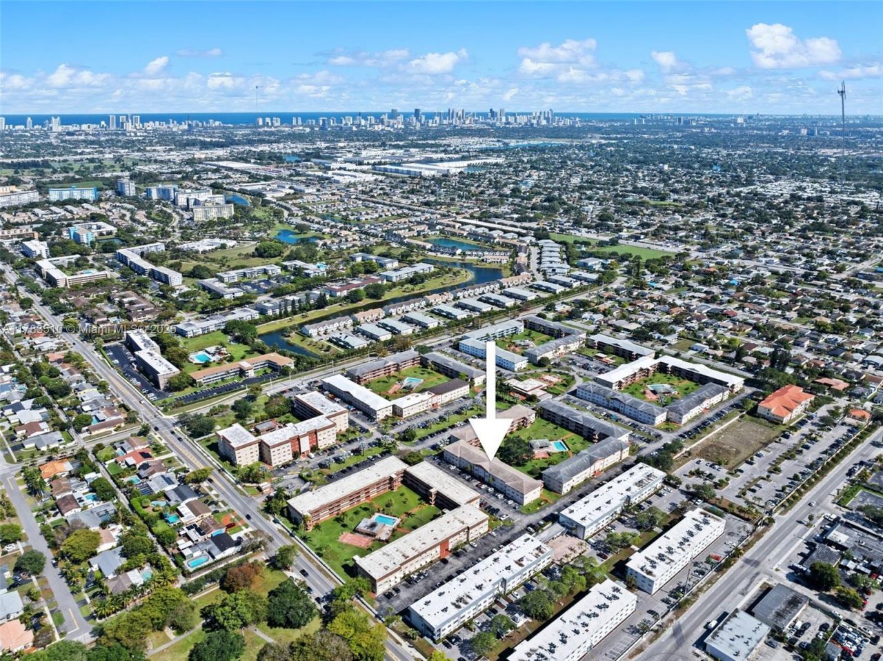 5300 Washington St, Unit G323, Hollywood, FL 33021 Photo