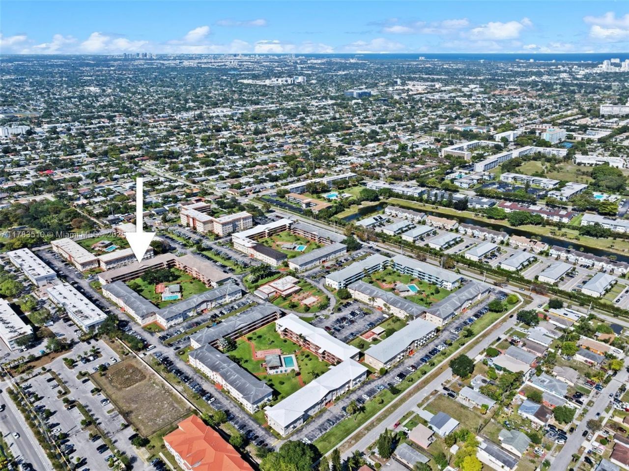 5300 Washington St, Unit G323, Hollywood, FL 33021 Photo