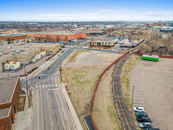 129 Plymouth Avenue N, Minneapolis, MN 55411