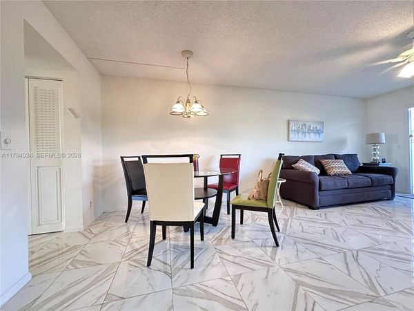 569 N Fanshaw N, Unit 569, Boca Raton, FL 33434