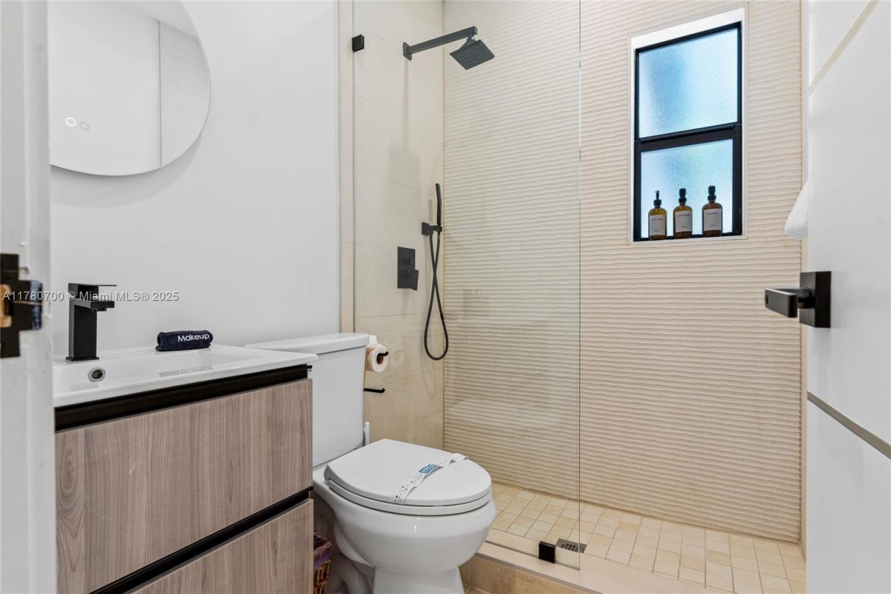 281 NE 48th Ter, Miami, FL 33137 Photo