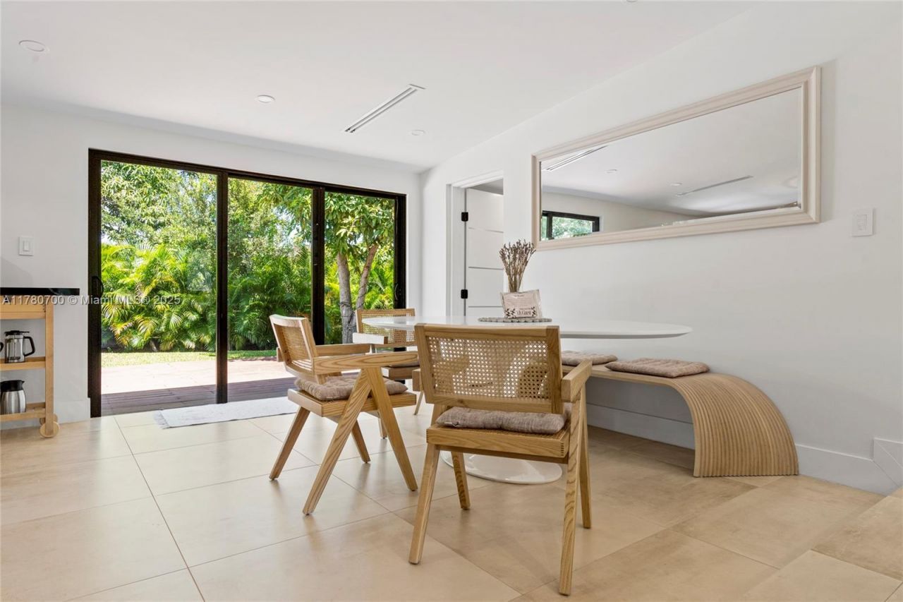 281 NE 48th Ter, Miami, FL 33137 Photo