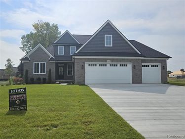 4147 River Pointe Drive, St. Clair Twp, MI 48079