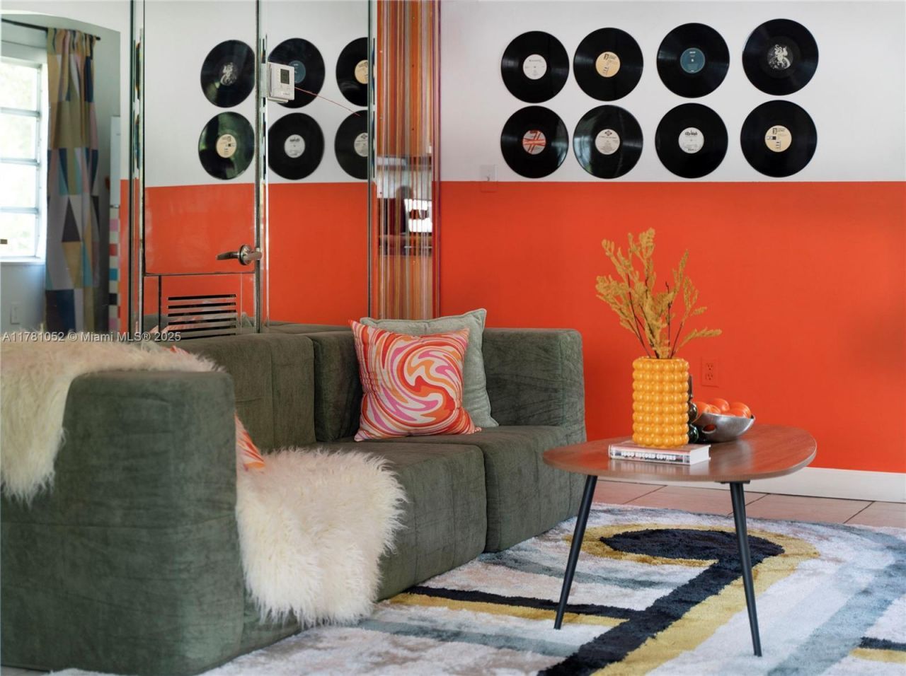 260 NE 45th St, Miami, FL 33137 Photo