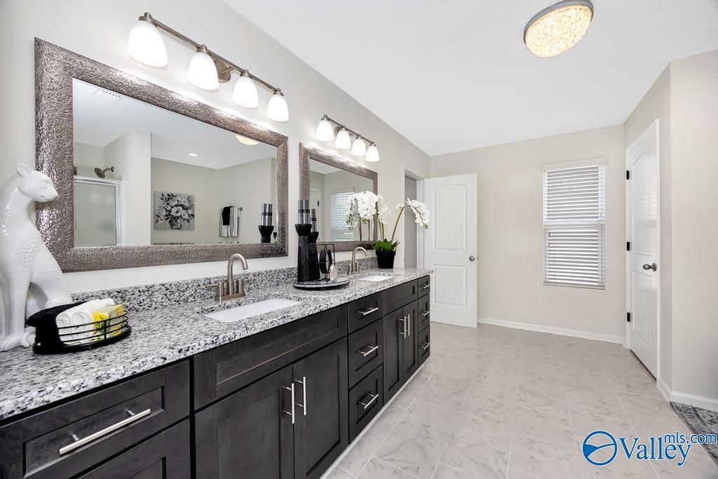 156 Brockton Drive, Madison, AL 35758 Main Photo