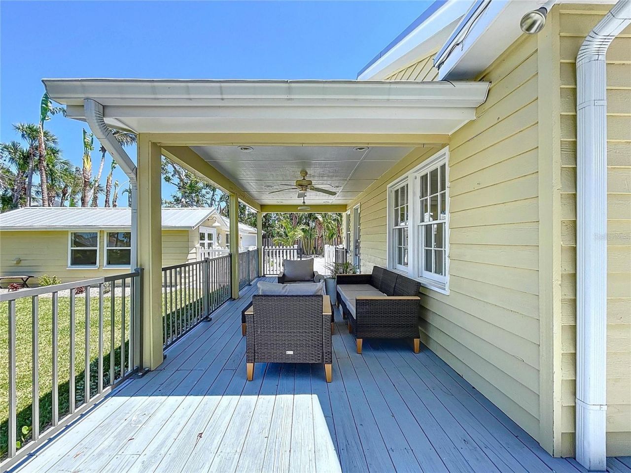 763 Siesta Drive, Sarasota, FL 34242 Photo