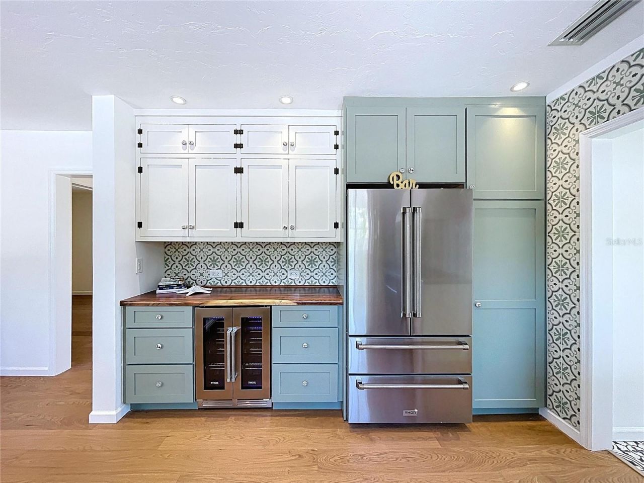 763 Siesta Drive, Sarasota, FL 34242 Photo