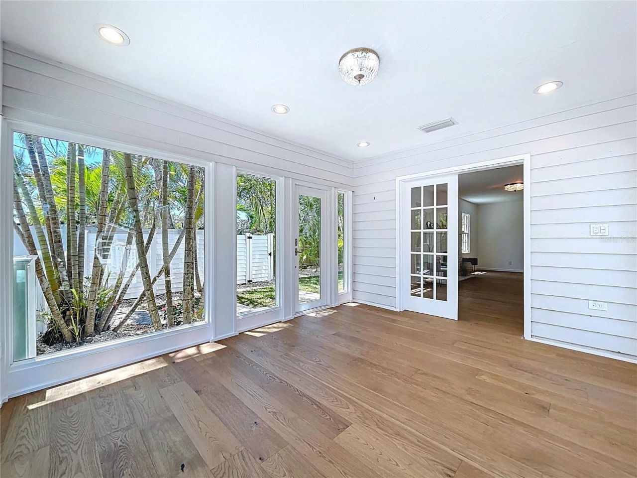 763 Siesta Drive, Sarasota, FL 34242 Photo