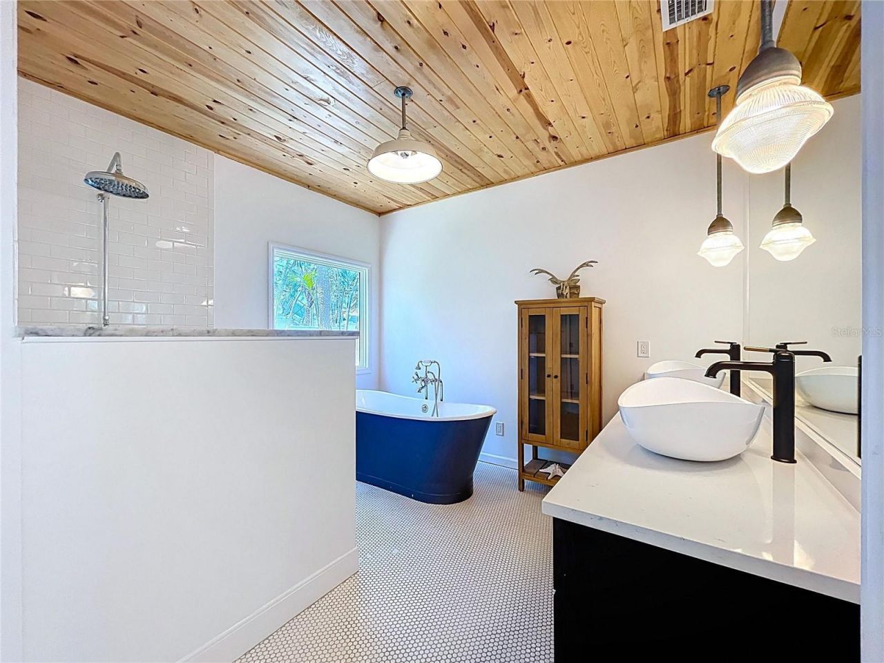 763 Siesta Drive, Sarasota, FL 34242 Photo