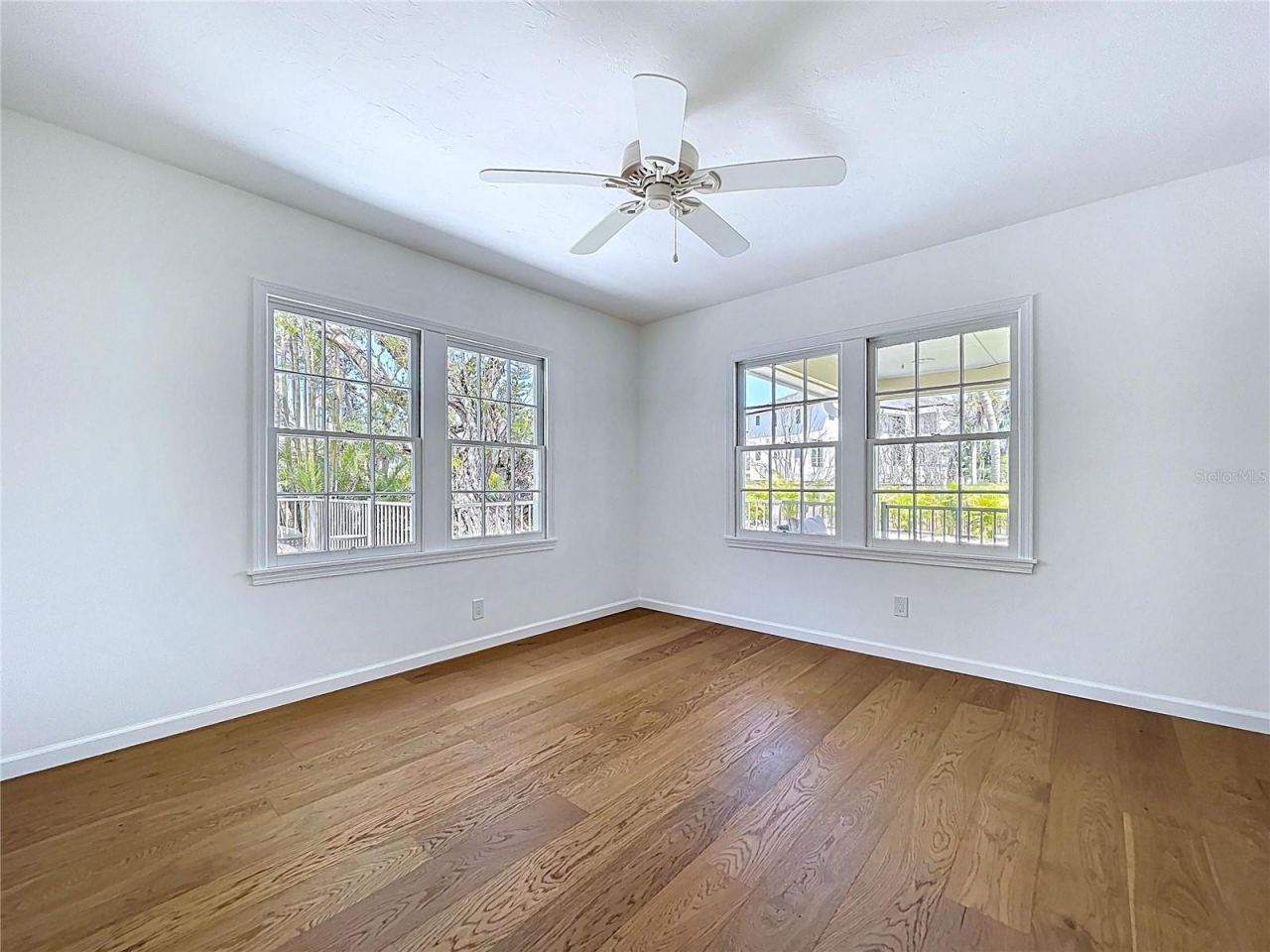 763 Siesta Drive, Sarasota, FL 34242 Photo