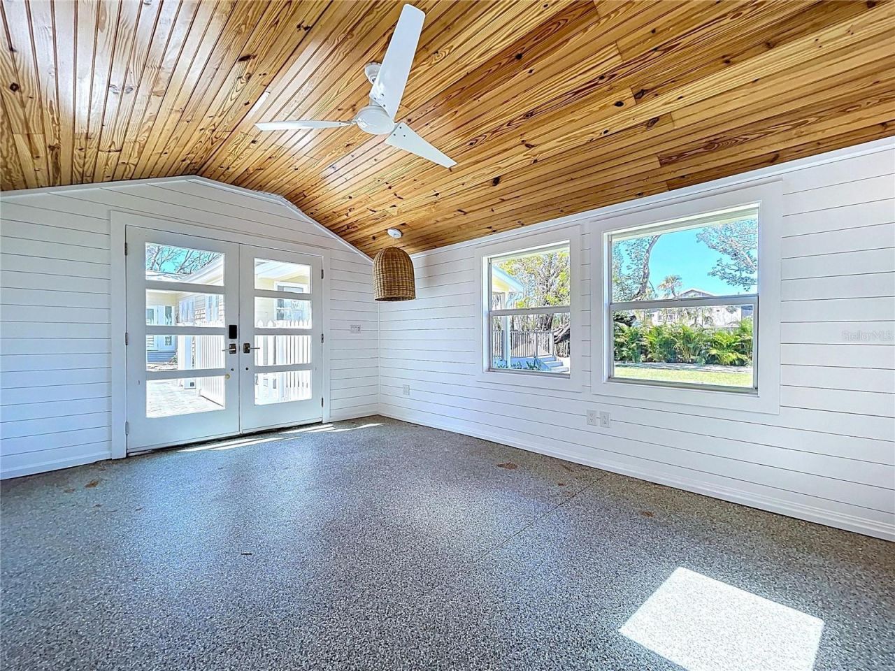 763 Siesta Drive, Sarasota, FL 34242 Photo