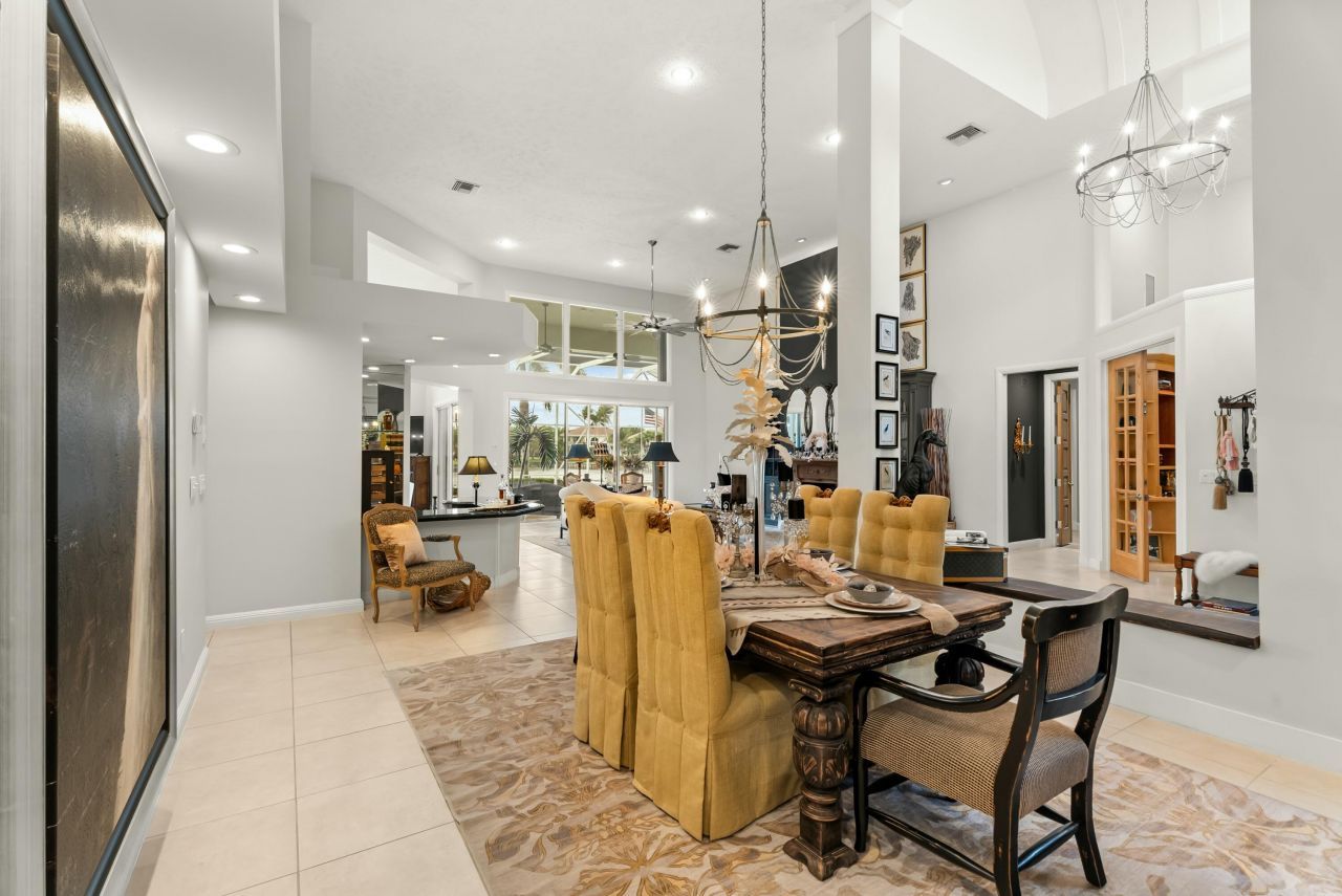 560 SW Bay Pointe Circle, Palm City, FL 34990 Photo