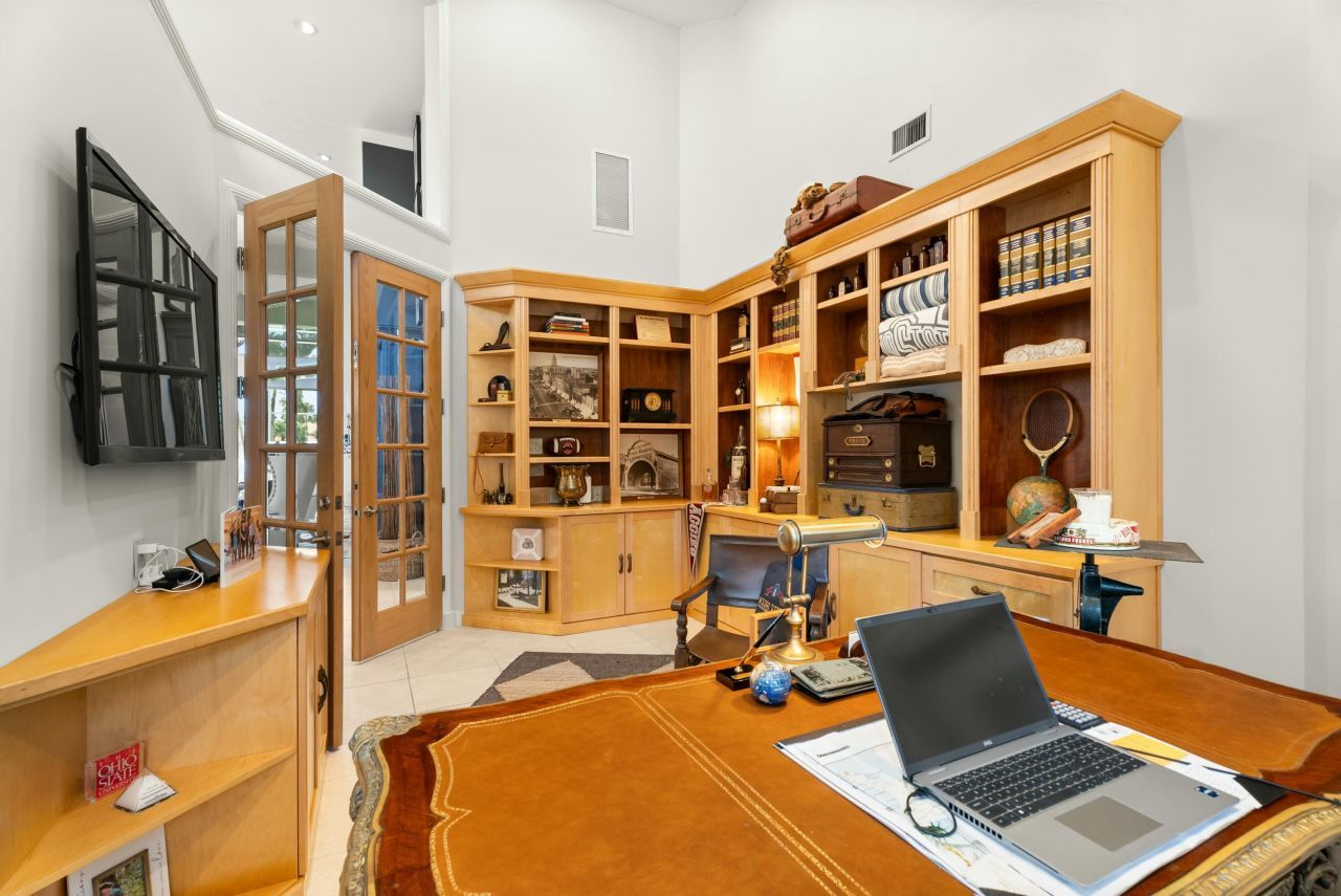 560 SW Bay Pointe Circle, Palm City, FL 34990 Photo