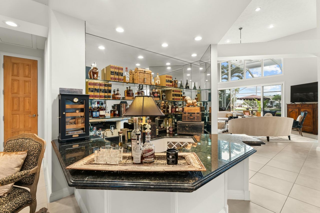 560 SW Bay Pointe Circle, Palm City, FL 34990 Photo