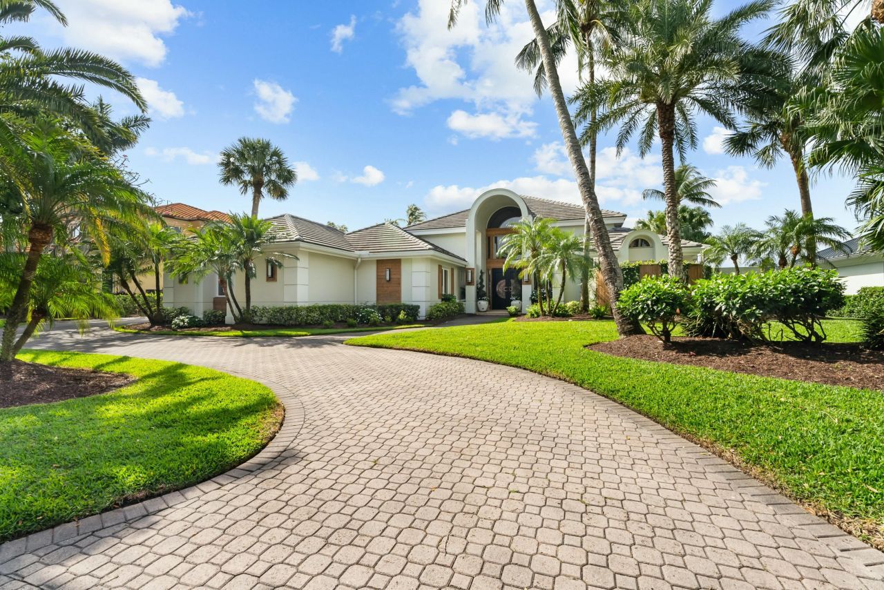 560 SW Bay Pointe Circle, Palm City, FL 34990 Photo