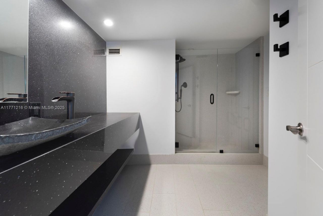 333 Sunset Dr, Unit 804, Fort Lauderdale, FL 33301 Photo