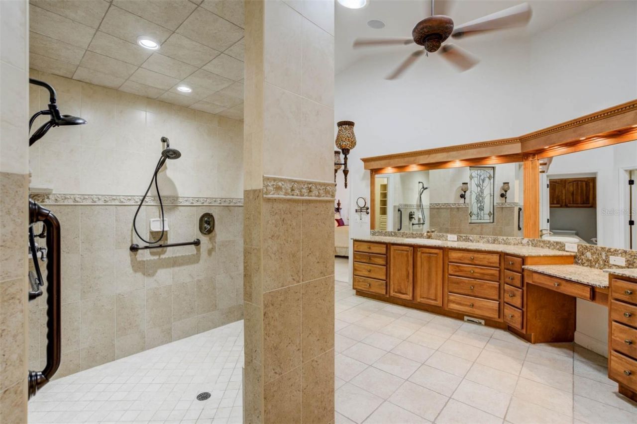 701 E 60 Highway, Plant City, FL 33567 Photo