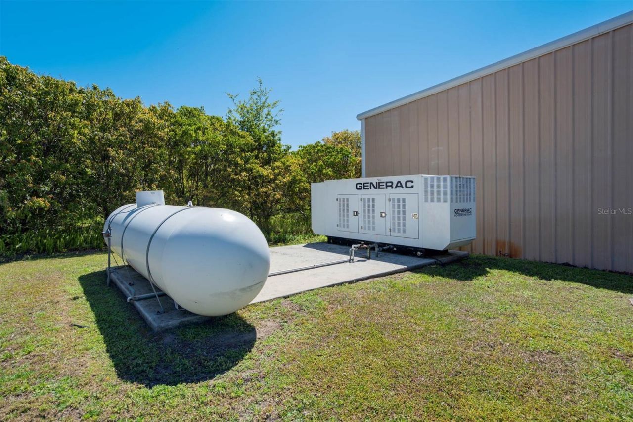 701 E 60 Highway, Plant City, FL 33567 Photo