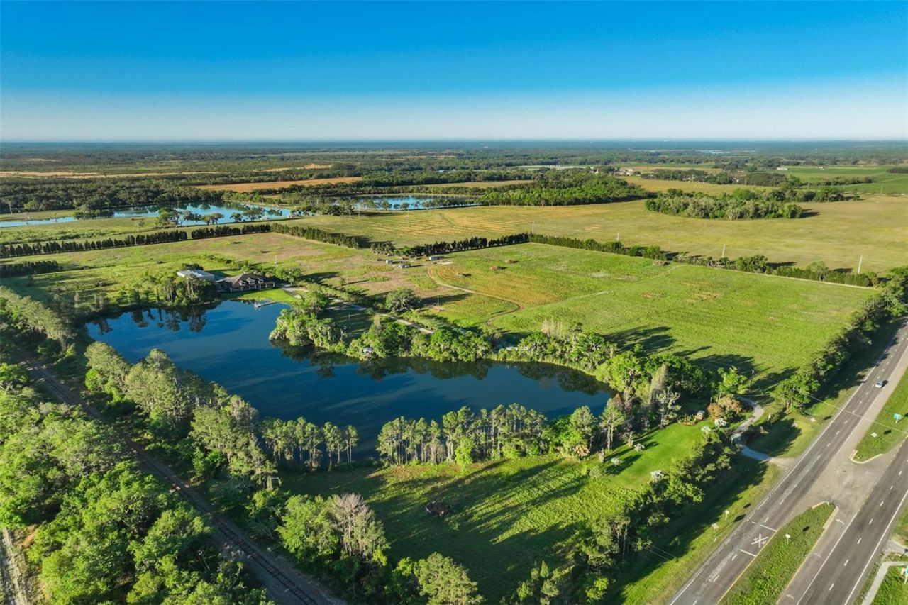 701 E 60 Highway, Plant City, FL 33567 Photo