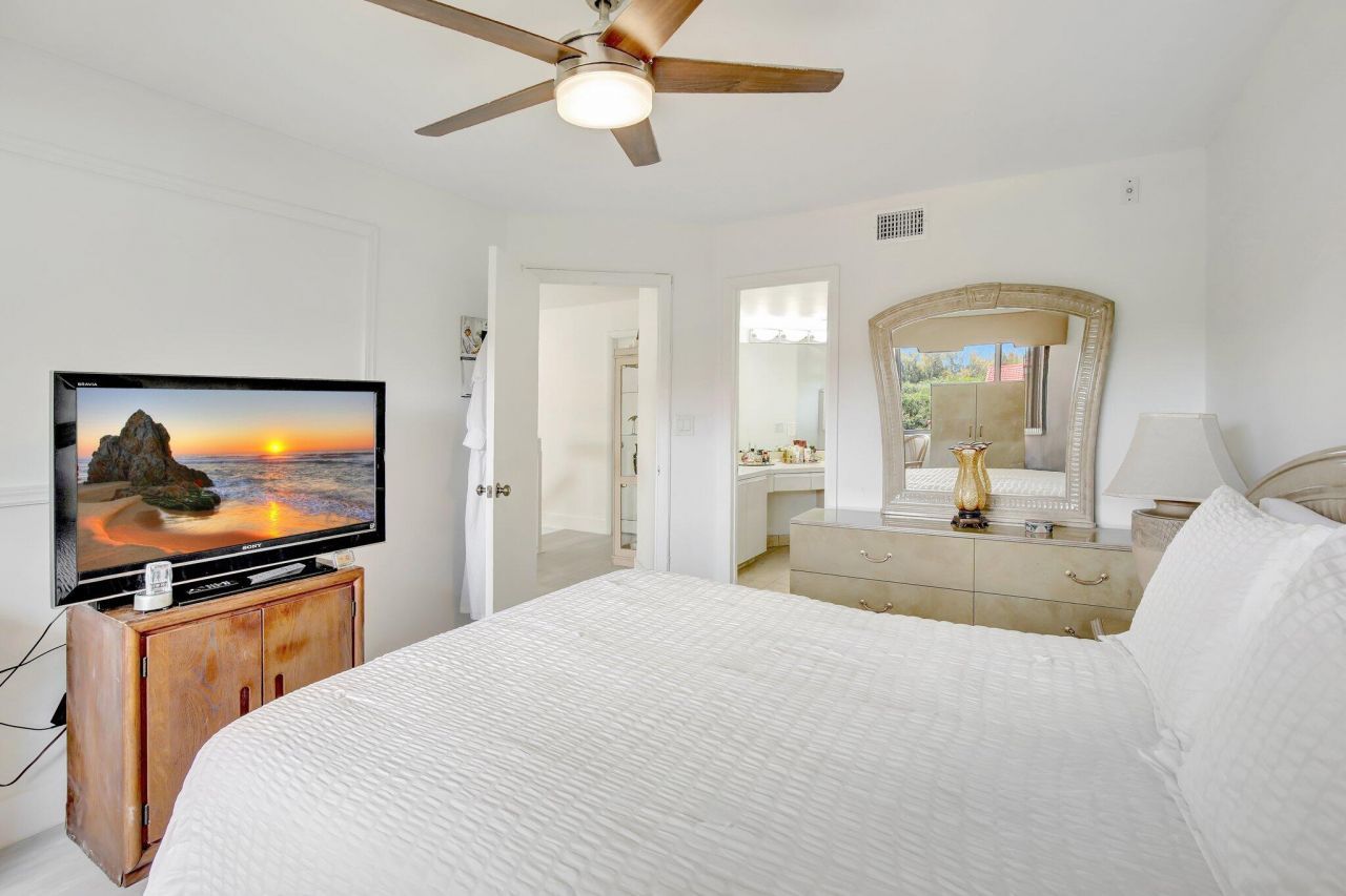 15499 N Miami Lakeway N, Unit 306-5, Miami Lakes, FL 33014 Photo