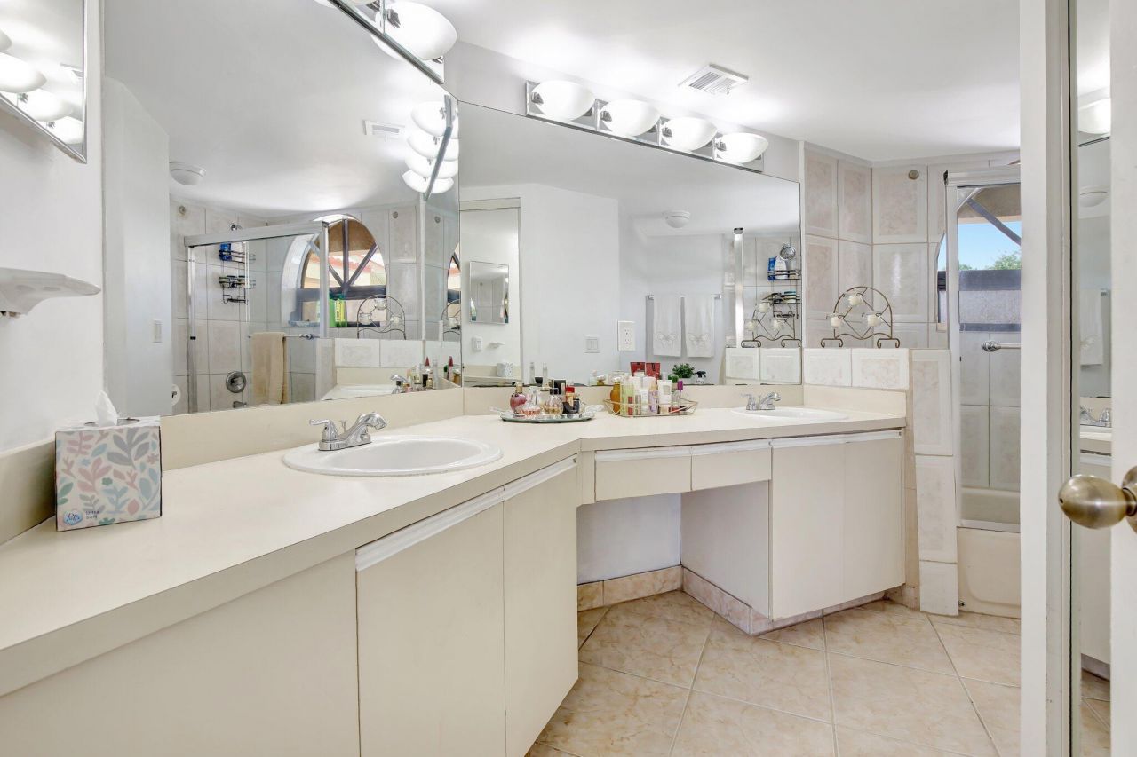 15499 N Miami Lakeway N, Unit 306-5, Miami Lakes, FL 33014 Photo