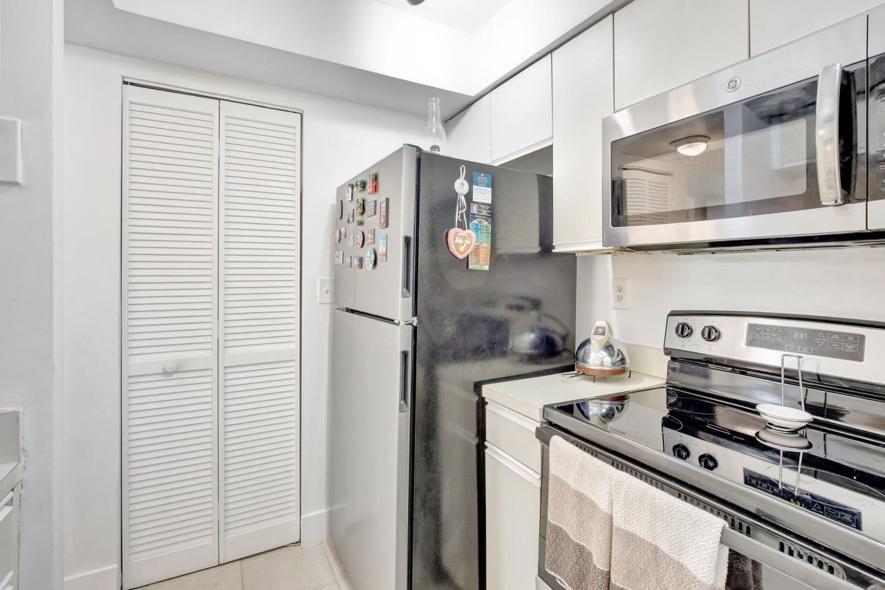 15499 N Miami Lakeway N, Unit 306-5, Miami Lakes, FL 33014 Photo