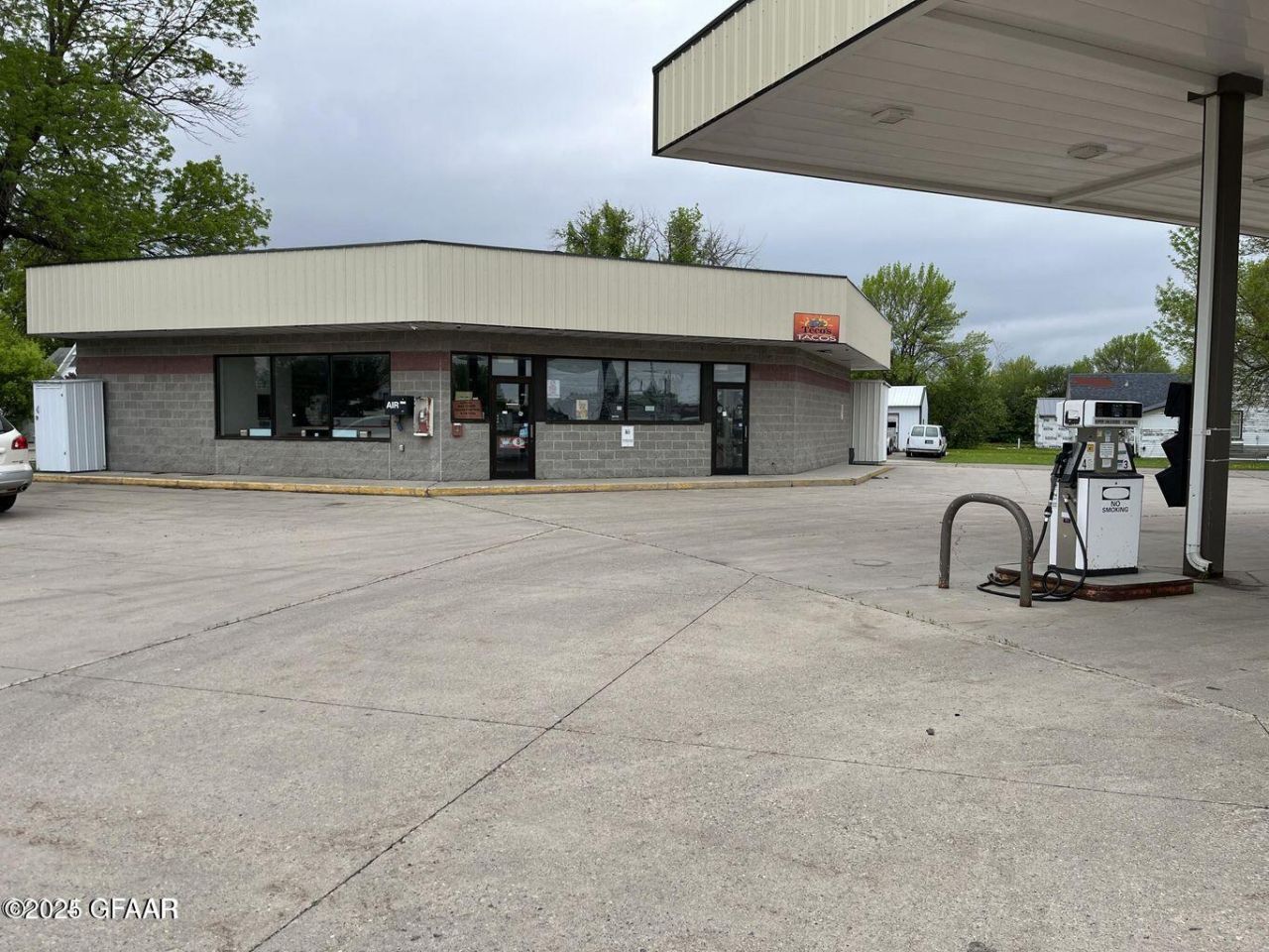 102 Broadway Street E, Climax, MN 56523 Main Photo