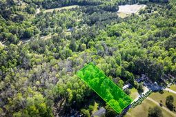 351 Dingle Lane photo 4