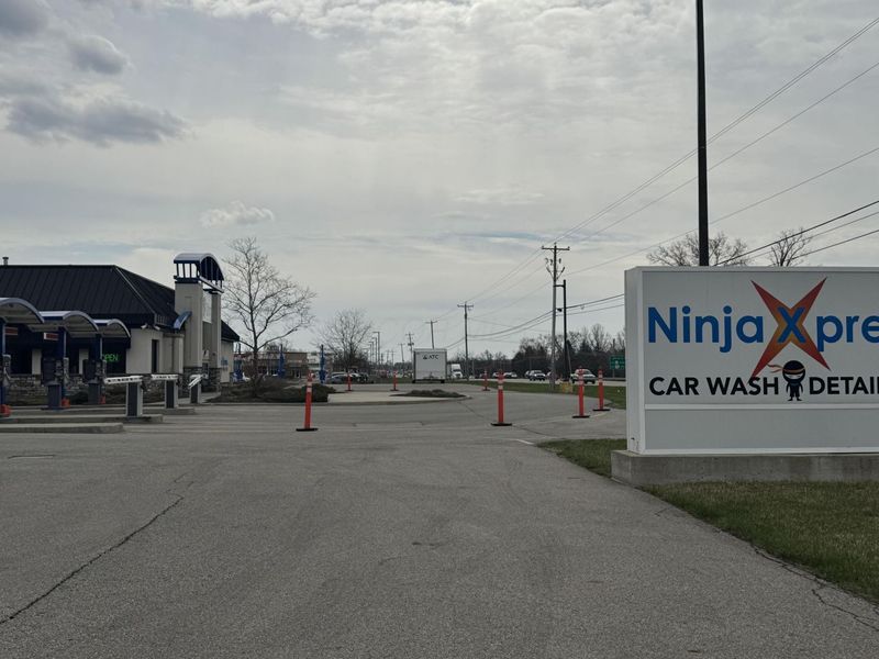 8062 Orange Centre Drive, Lewis Center, OH 43035 Photo 8