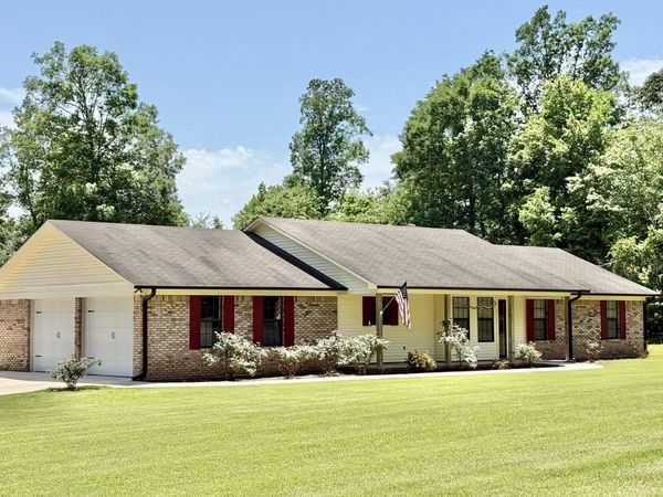 241 Bama Rd, Hamilton, AL
