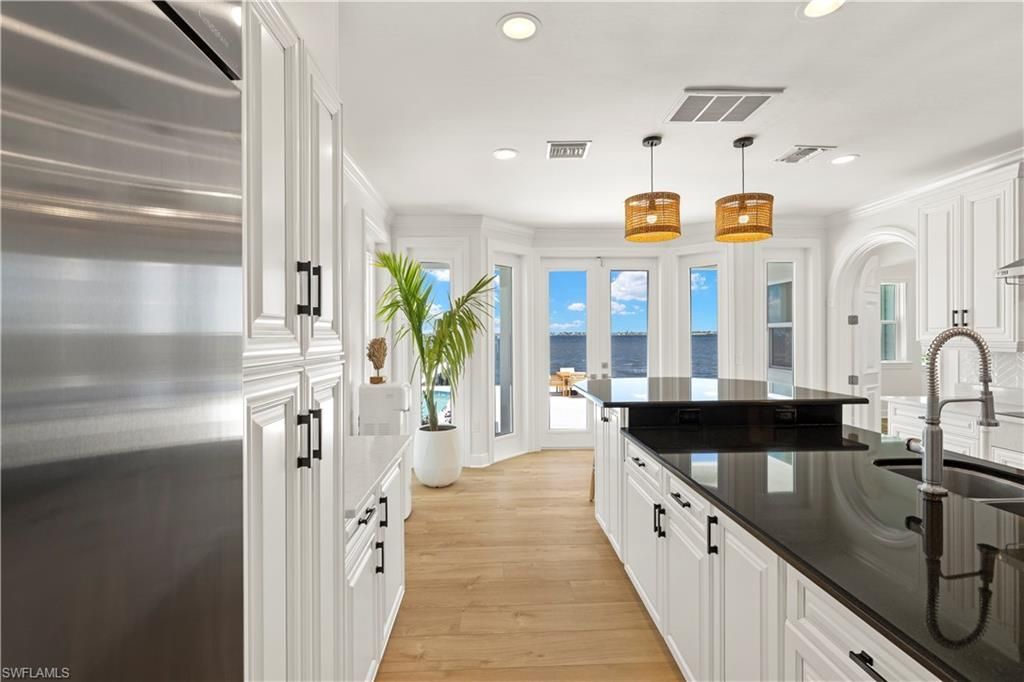 8451 Casa Del Rio Ln, Fort Myers, FL 33919 Photo