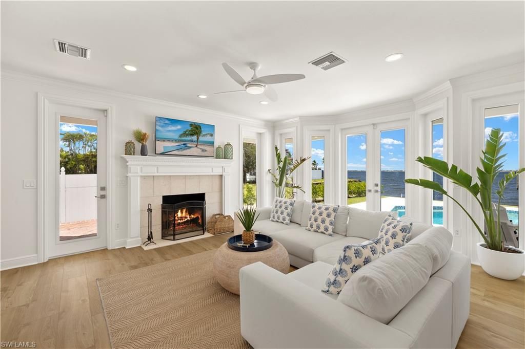 8451 Casa Del Rio Ln, Fort Myers, FL 33919 Photo