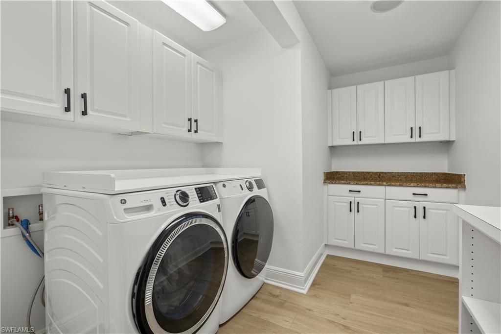 8451 Casa Del Rio Ln, Fort Myers, FL 33919 Photo