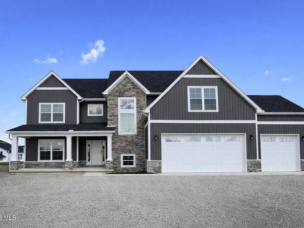 130 Old Dover Road, Perrysburg, OH 43551