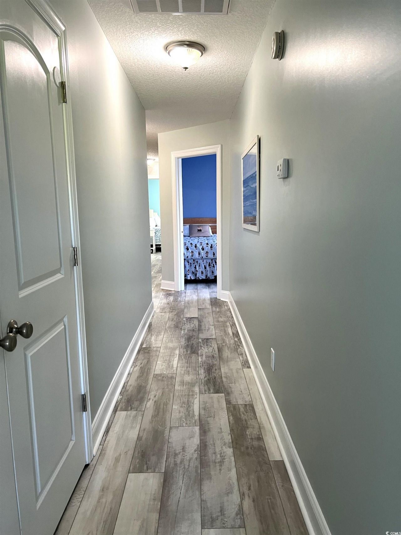 1516 Edge Dr. Photo 31