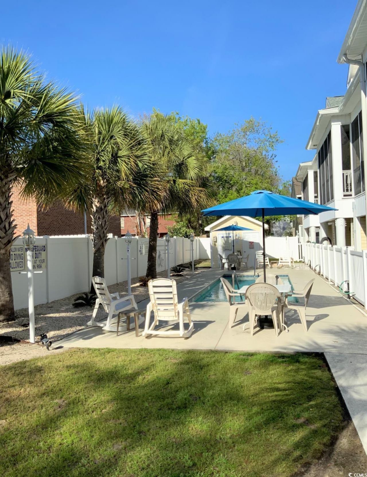 1516 Edge Dr. Photo 35