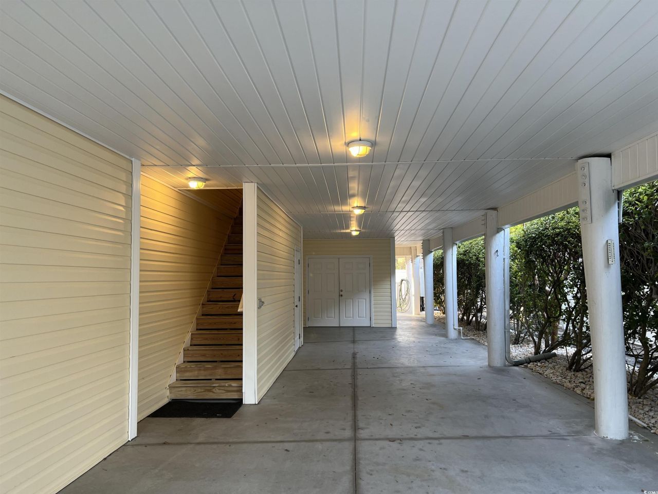 1516 Edge Dr. Photo 38