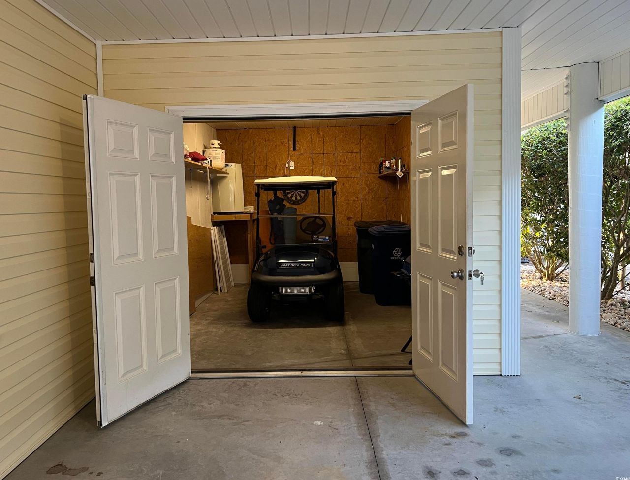 1516 Edge Dr. Photo 39