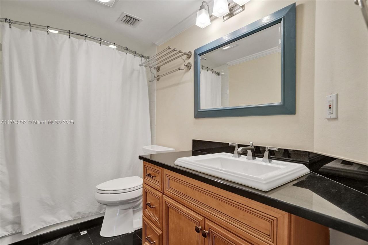 1101 River Reach Dr, Unit 110, Fort Lauderdale, FL 33315 Photo