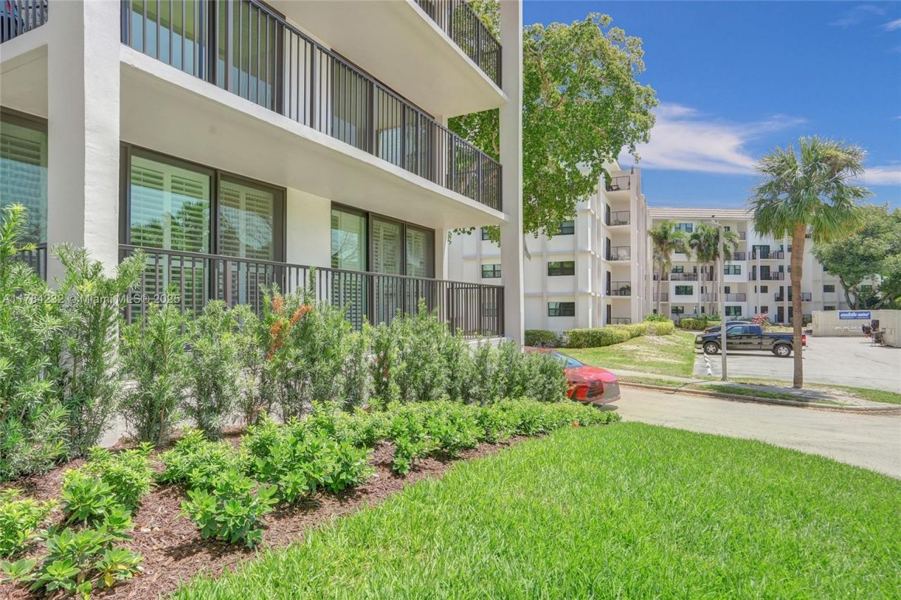 1101 River Reach Dr, Unit 110, Fort Lauderdale, FL 33315 Photo