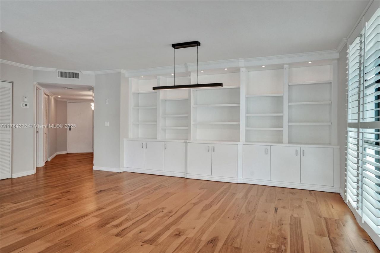 1101 River Reach Dr, Unit 110, Fort Lauderdale, FL 33315 Photo