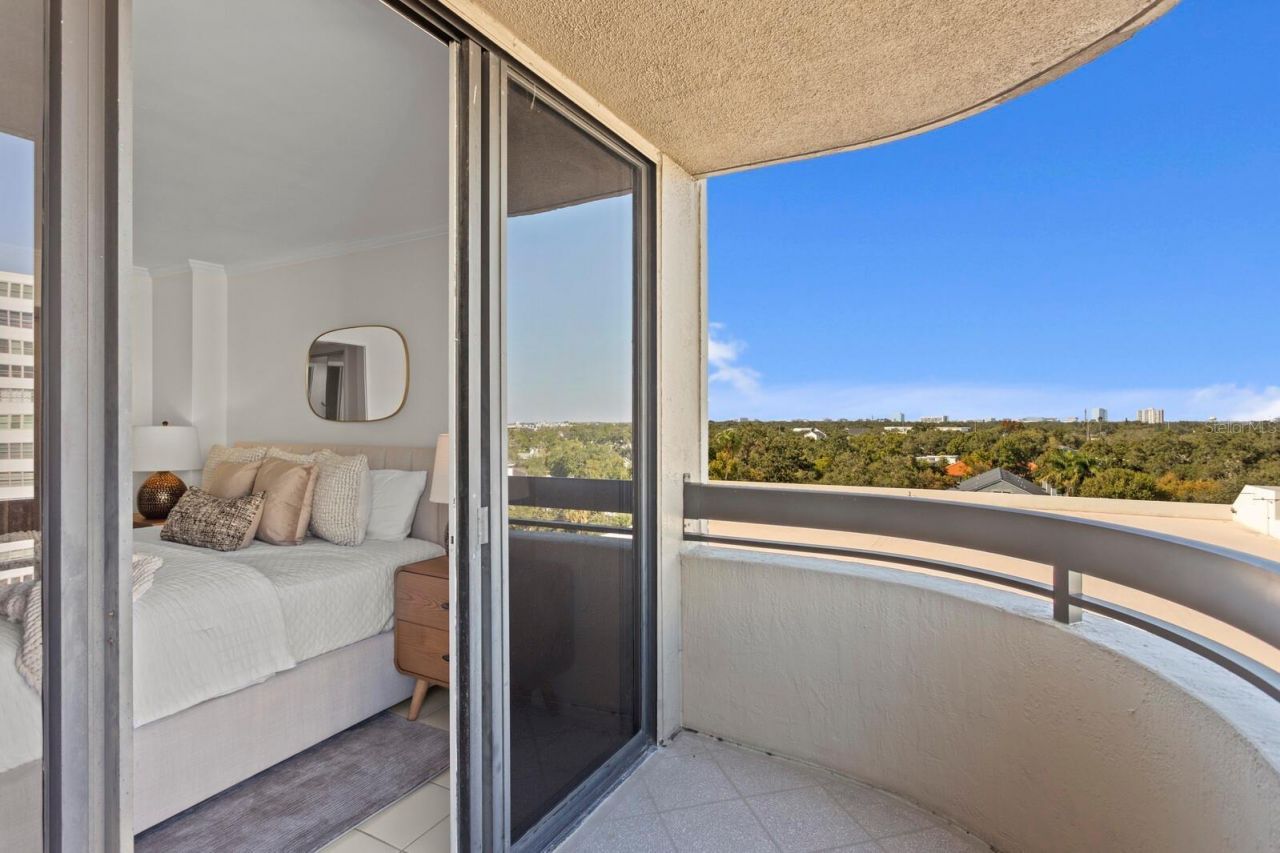 2413 Bayshore Boulevard, Unit 801, Tampa, FL 33629 Photo
