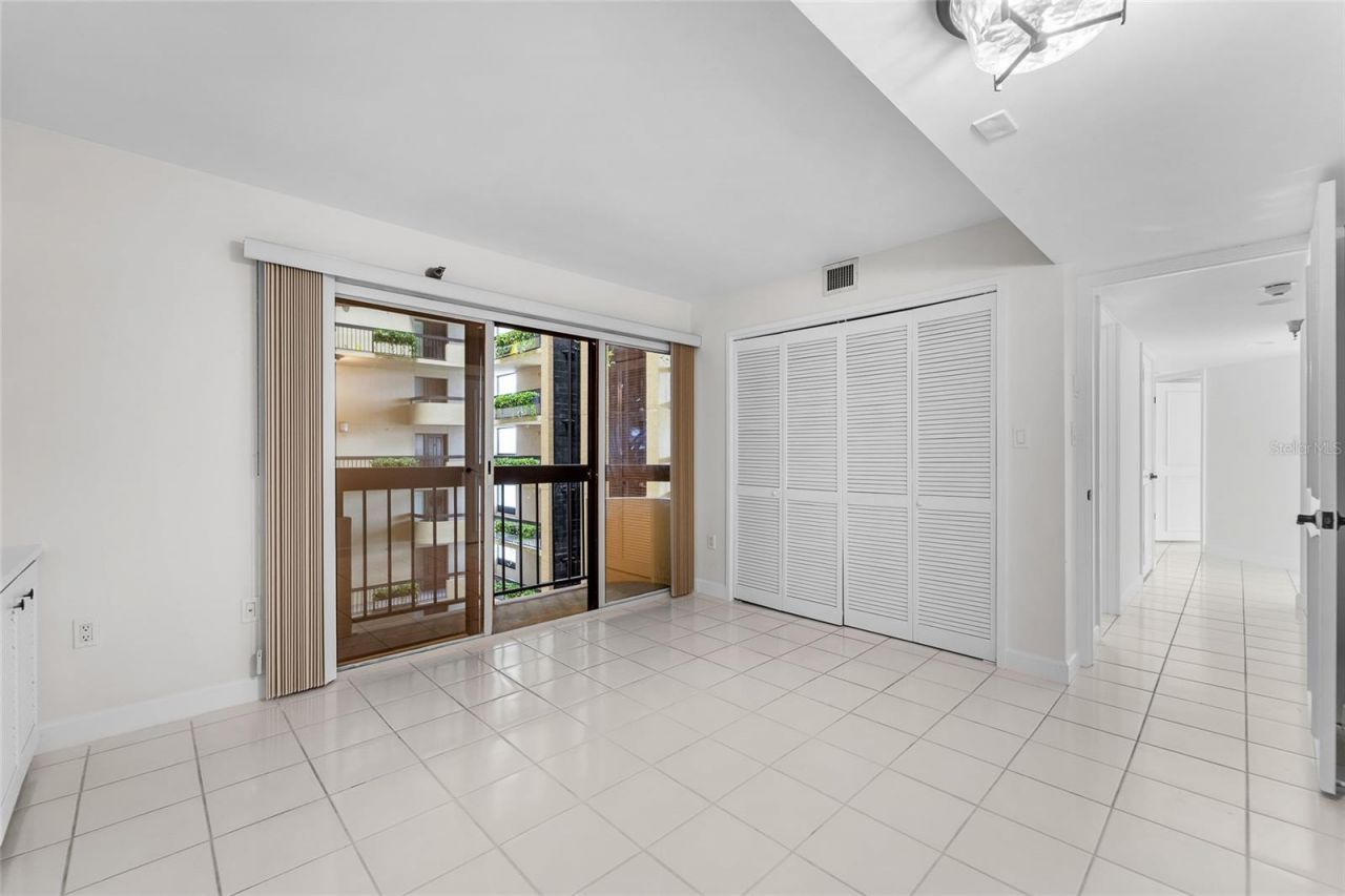 2413 Bayshore Boulevard, Unit 801, Tampa, FL 33629 Photo