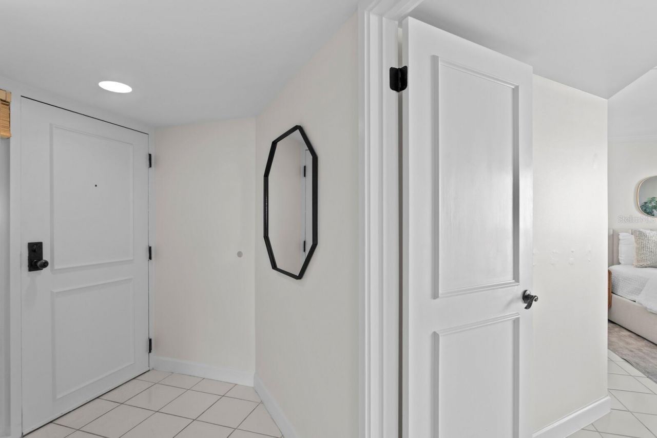2413 Bayshore Boulevard, Unit 801, Tampa, FL 33629 Photo