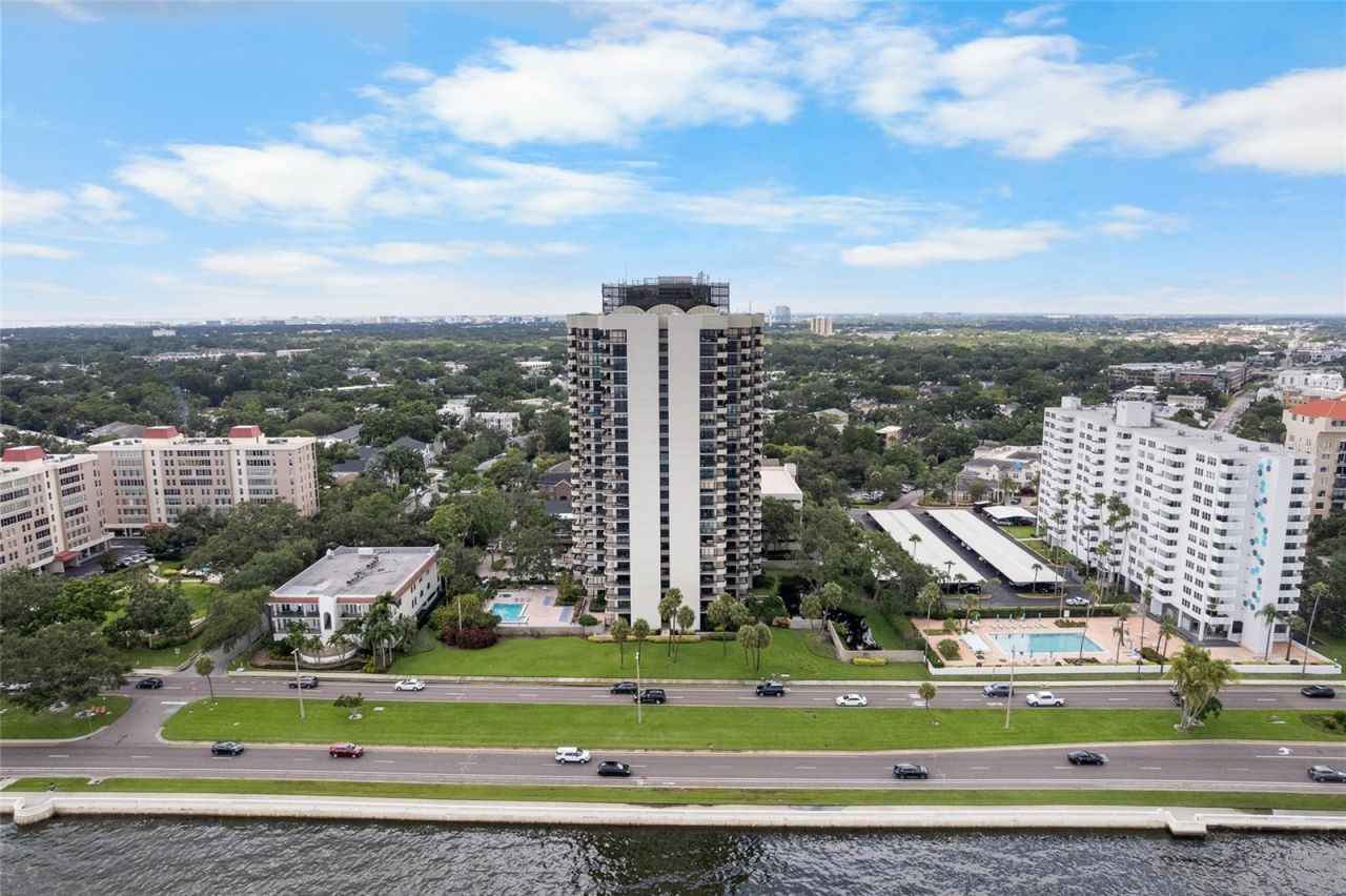 2413 Bayshore Boulevard, Unit 801, Tampa, FL 33629 Photo