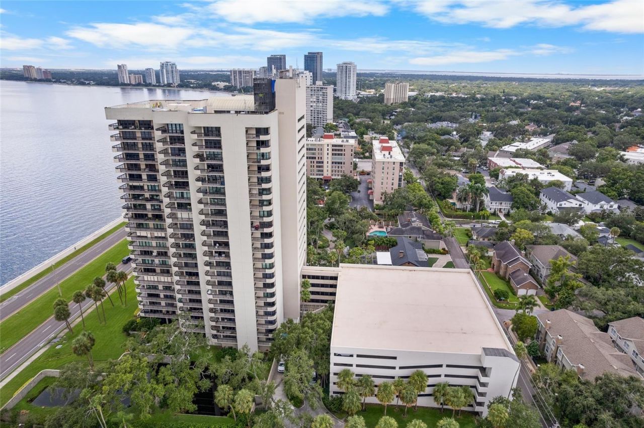 2413 Bayshore Boulevard, Unit 801, Tampa, FL 33629 Photo