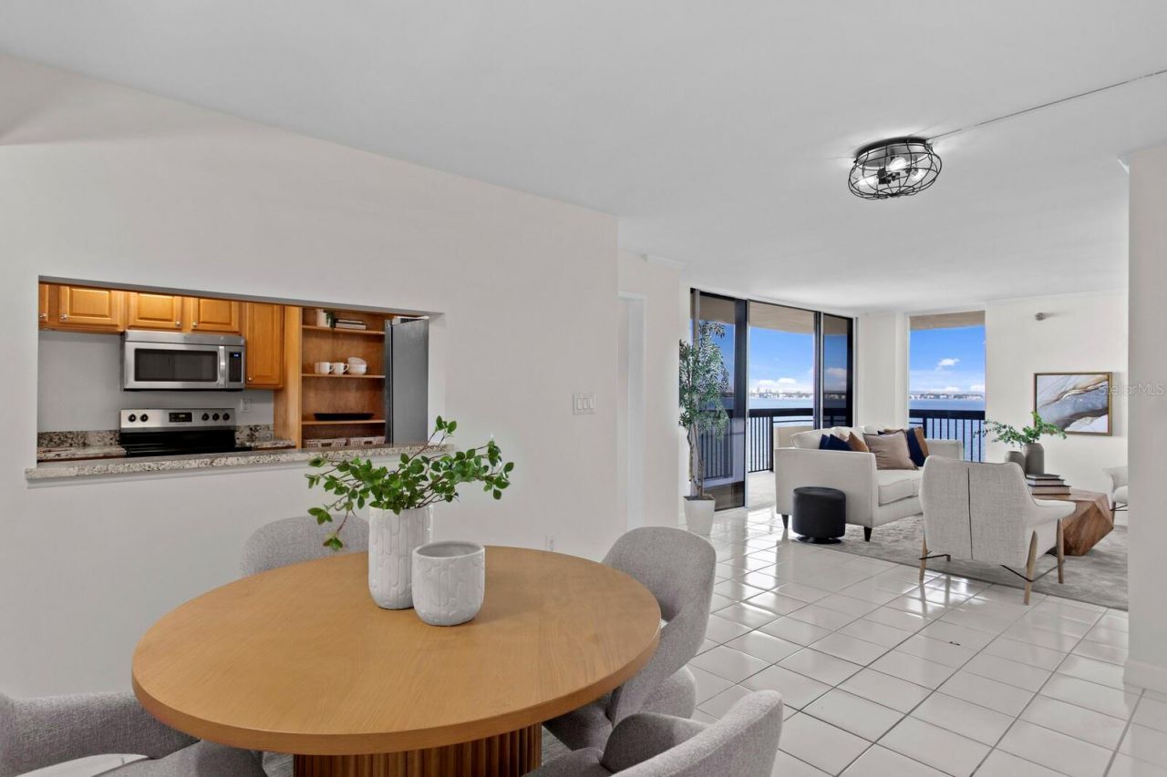 2413 Bayshore Boulevard, Unit 801, Tampa, FL 33629 Photo