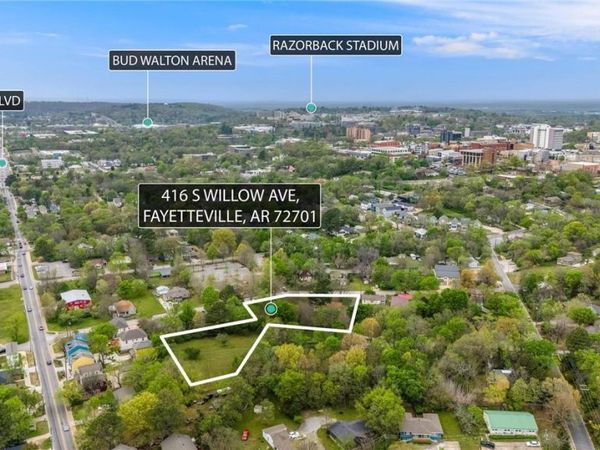 416 S Willow Avenue, Fayetteville, AR 72701
